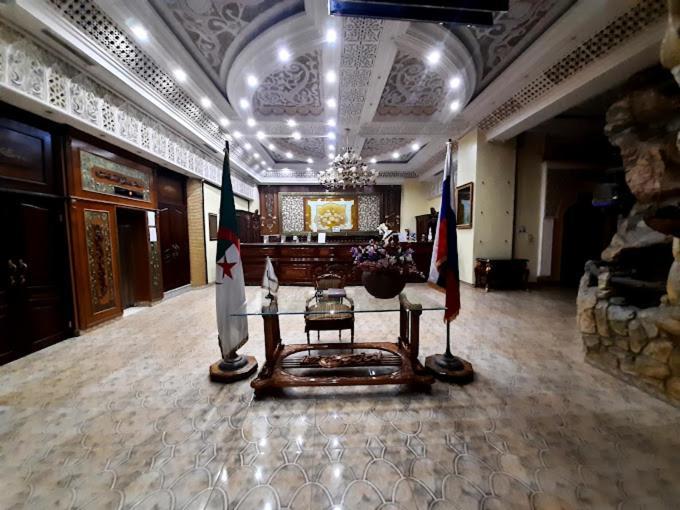 Hotel Ville Des Roses Blida Exterior photo